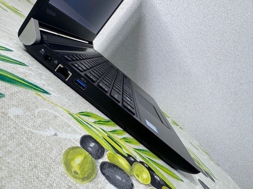 東芝 R73/D 中古良品 第6世代Core i5 8GB 無線 Bluetooth カメラ Office