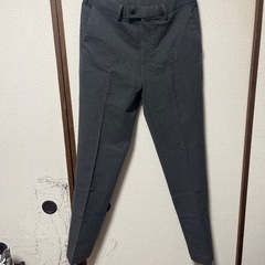 UNIQLO パンツ