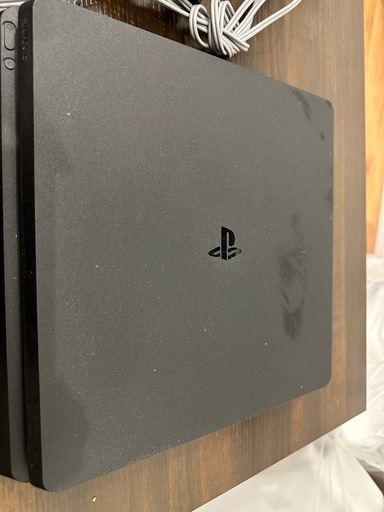 PS4
