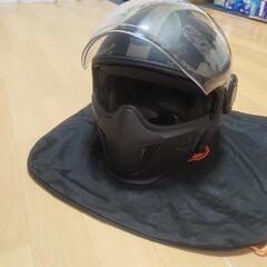 UYRIL フルフェイスバイクヘルメット の画像