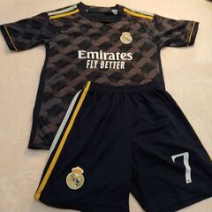 【男の子/子供服】半袖シャツ5枚とズボン2枚の画像