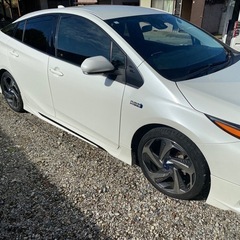 ♠️プリウスPHV  フルモデリスタエアロ　29年式　車検長い♠️の画像
