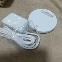 au ワイヤレス充電台01 (0101PUA)の画像