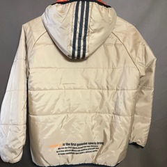 子供用ジャンパーの画像