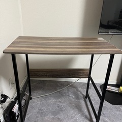 ニトリ　美品パソコンデスクの画像
