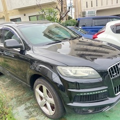 Audi Q7の画像