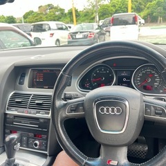 Audi Q7の画像
