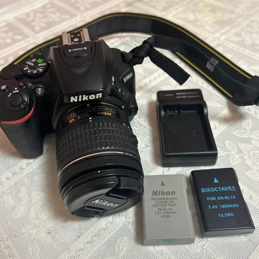 Nikon D5600 デジタル一眼レフカメラ