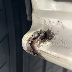 車の傷ヘコミその日に直します！！