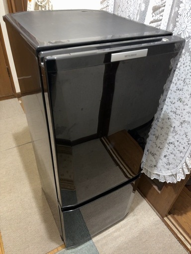 三菱 ノンフロン冷凍冷蔵庫 MR-P15T 2012年製　146L 2ドア ブラック