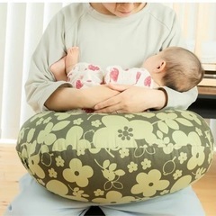 授乳クッション　ベビハグの画像