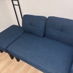 【早い者勝ち】【引取限定】2人掛けソファーオットマン付きの画像