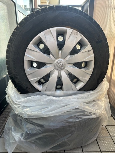 スタッドレスタイヤ NOAH