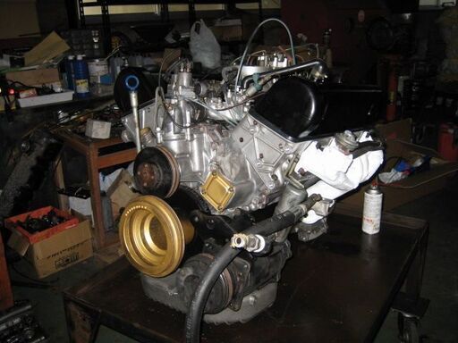 Mベンツ107シリーズリビルトエンジン制作販売