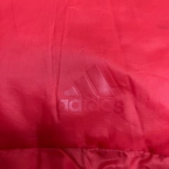 アディダス　ダウンジャケットの画像