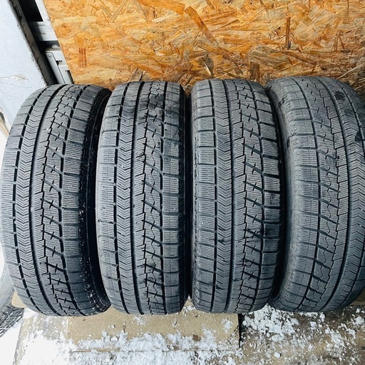 バリ山　BRIDGESTONE ブリヂストン　ブリジストン　VRX 195/65R15 スタッドレス　タイヤ　2018年製　15インチ