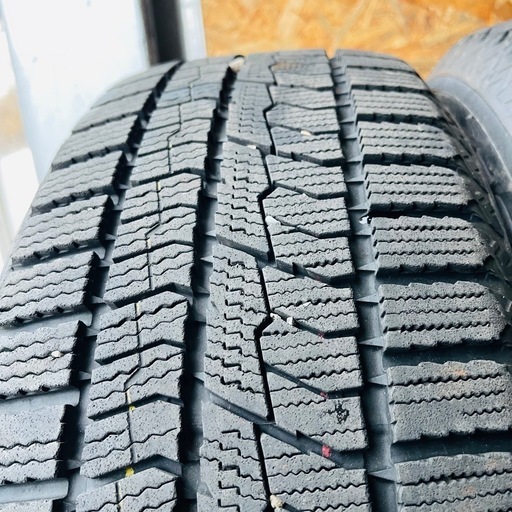 極上タイヤ　TOYO OBSERVE GIZ2 205/60R16 スタッドレス　タイヤ　2021年製　16インチ
