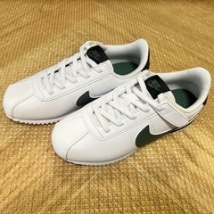 新品未使用　貴重Nike コルテッツ ホワイト/グリーン　19㎝　キッズの画像