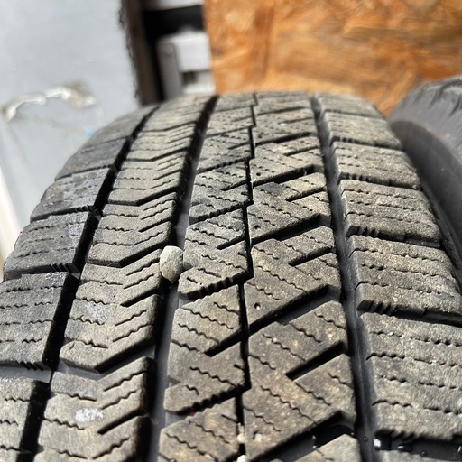 アルミ付　BRIDGESTONE VRX2 155/65R14 スタッドレス　タイヤ　2017年製　14インチ