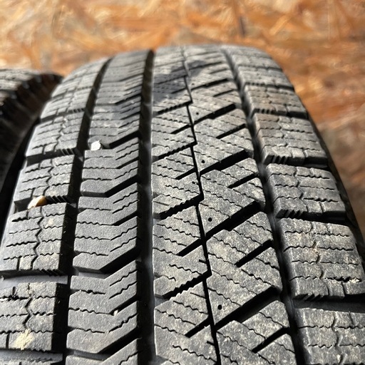 アルミ付　BRIDGESTONE VRX2 155/65R14 スタッドレス　タイヤ　2017年製　14インチ