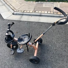 三輪車