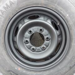 キャラバン純正ホイル、スタッドレスタイヤセットの画像