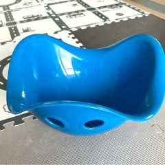 bilibo ビリボ　ブルー　青　バランスチェア　収納袋つきの画像