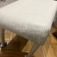 未使用　椅子の画像