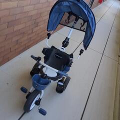 三輪車　子供
