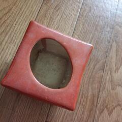 猫型の香炉の画像