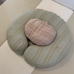 産後クッション　取引き中の画像