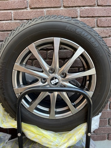 ヨコハマ　スタッドレスタイヤ&ホイール