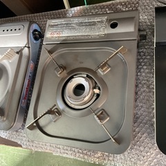 カセットコンロ　1個500円　種類様々　中古の画像