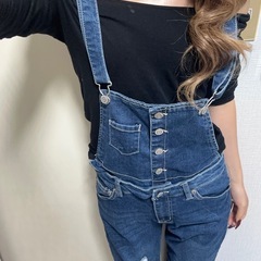 サロペット