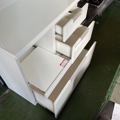 食器棚　ニトリ　白　中古