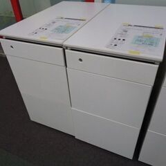 Okamura　袖机　UCHIDA　3人用ロッカー　岐阜 大垣 各務ヶ原 多治見 土岐 一宮 稲沢 愛知 三重