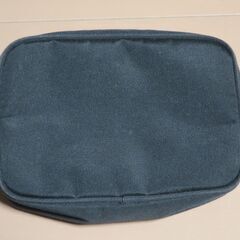 BURBERRY ポーチ ナイロン ブラックの画像