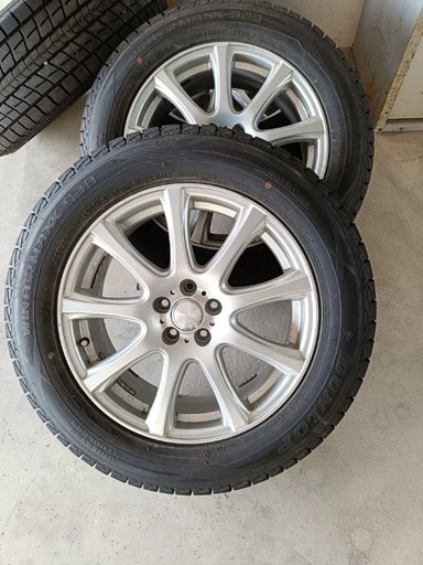 物置保管アルミ付きスタッドレスタイヤ　4本　225/60/R17