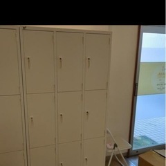 業務用ロッカー
