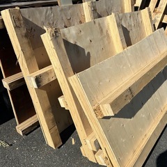 無料！木製パレット使用済み。焚き火にDIYに薪ストーブの燃料にの画像