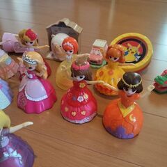 マクドナルド おもちゃ リカちゃん まとめ売りの画像