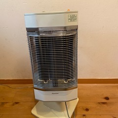 ダイキン　遠赤外線線暖房機の画像