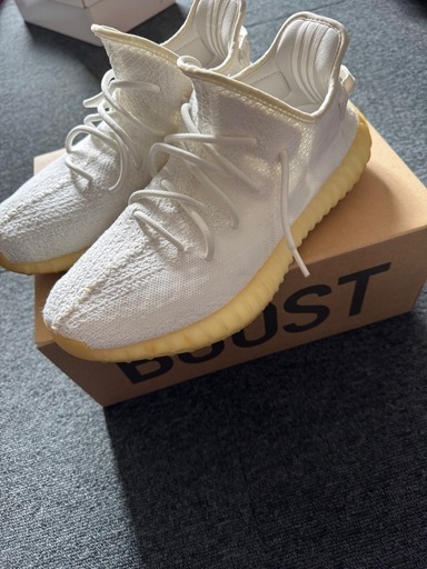adidas　Yeezy Boost 350 V2 ホワイト