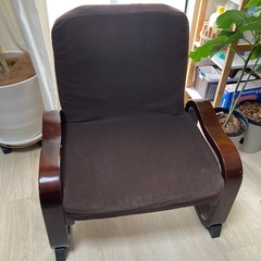 椅子上げます。