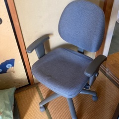 事務用の椅子