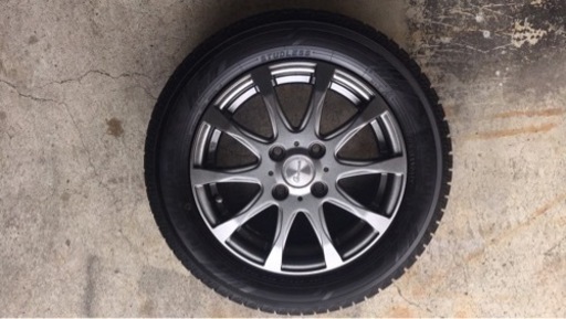 ほぼ新品　ヨコハマ　4本セット　スタッドレスタイヤ　165 65 r14　ホイール