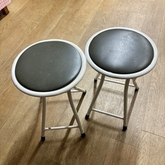 譲渡決定！<中古>折りたたみ20脚スツールセットの画像