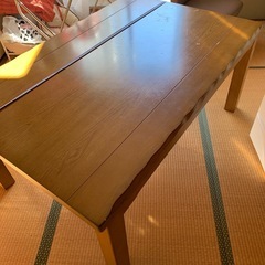 こたつテーブルの画像