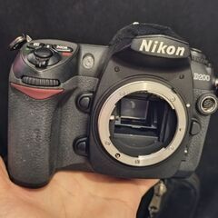 CCDの名機　良品　 Nikon ニコン D200　本体のみ