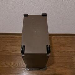 20L ごみ箱(茶色)　の画像